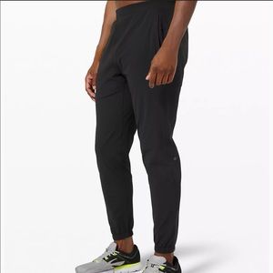 Lululemon Size Large Surge Joggers - Black